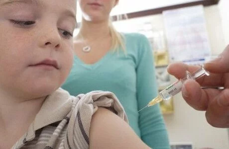 Вакцина против коклюша уже не работает