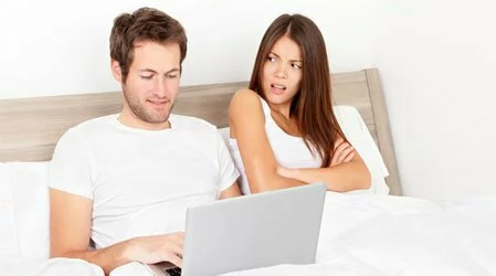 Виртуальный секс: как не попасть в зависимость?